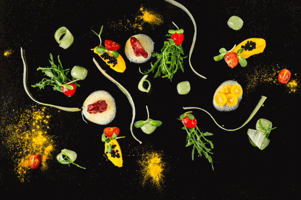 Explorando a Gastronomia Molecular: A Ciência por Trás da Experiência Culinária